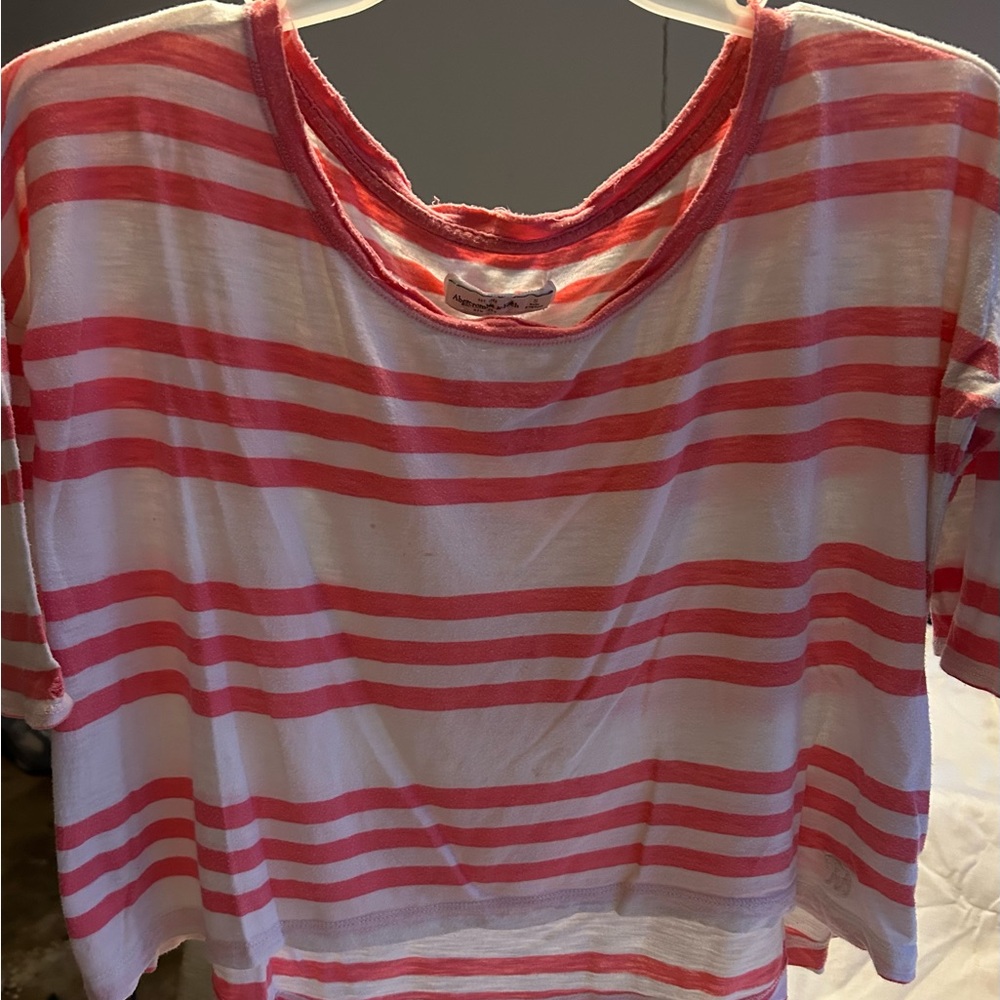 Abercrombie Pink crop top